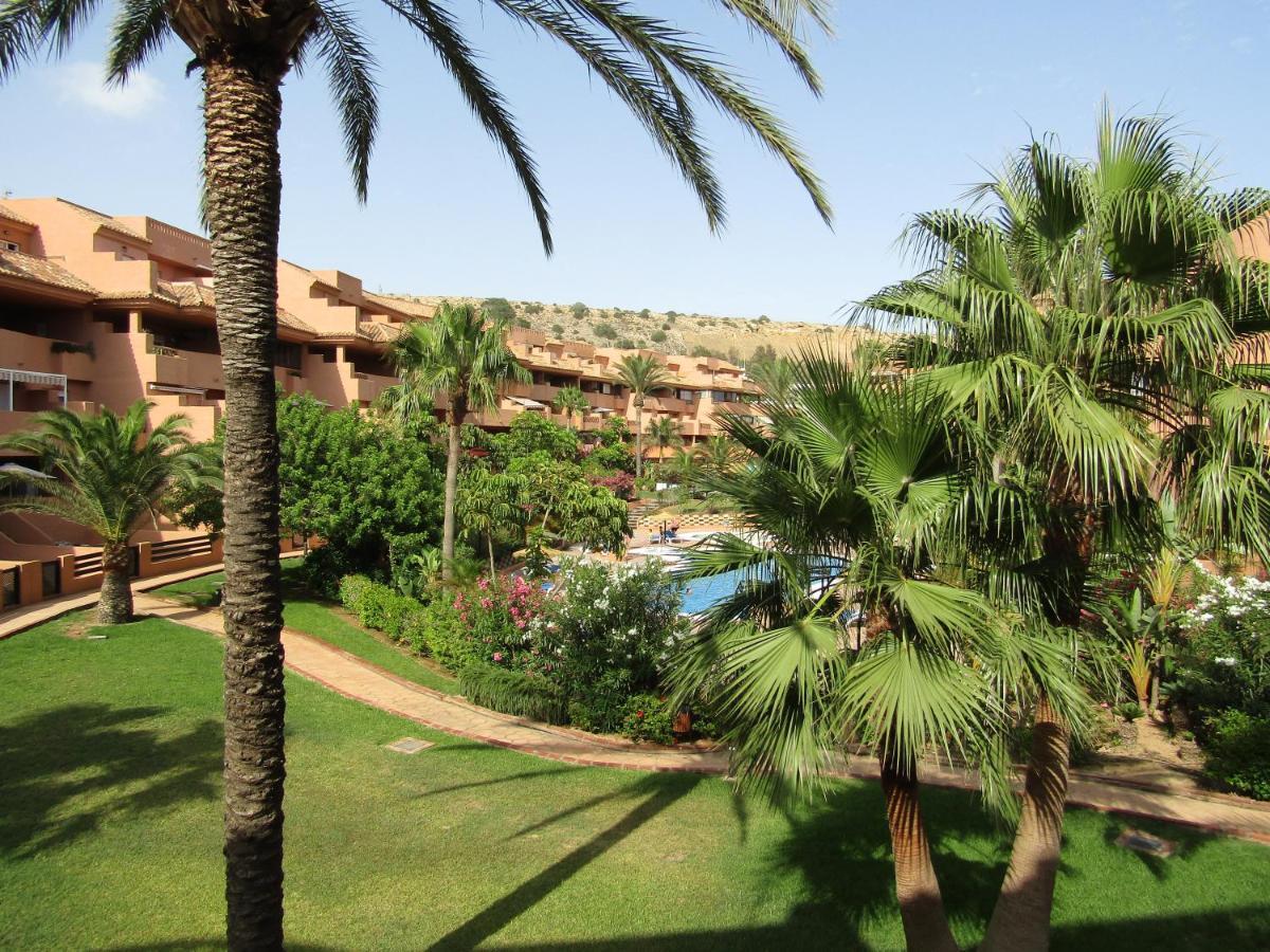 Apartementos Almerimar Golf المظهر الخارجي الصورة