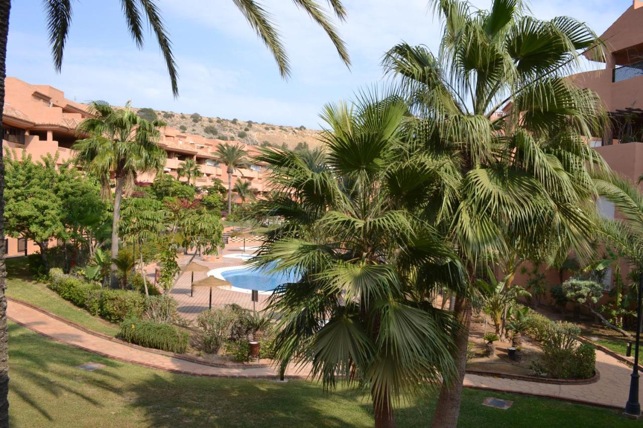 Apartementos Almerimar Golf المظهر الخارجي الصورة