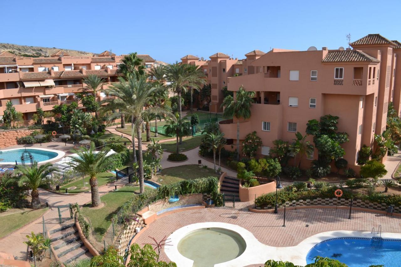 Apartementos Almerimar Golf المظهر الخارجي الصورة