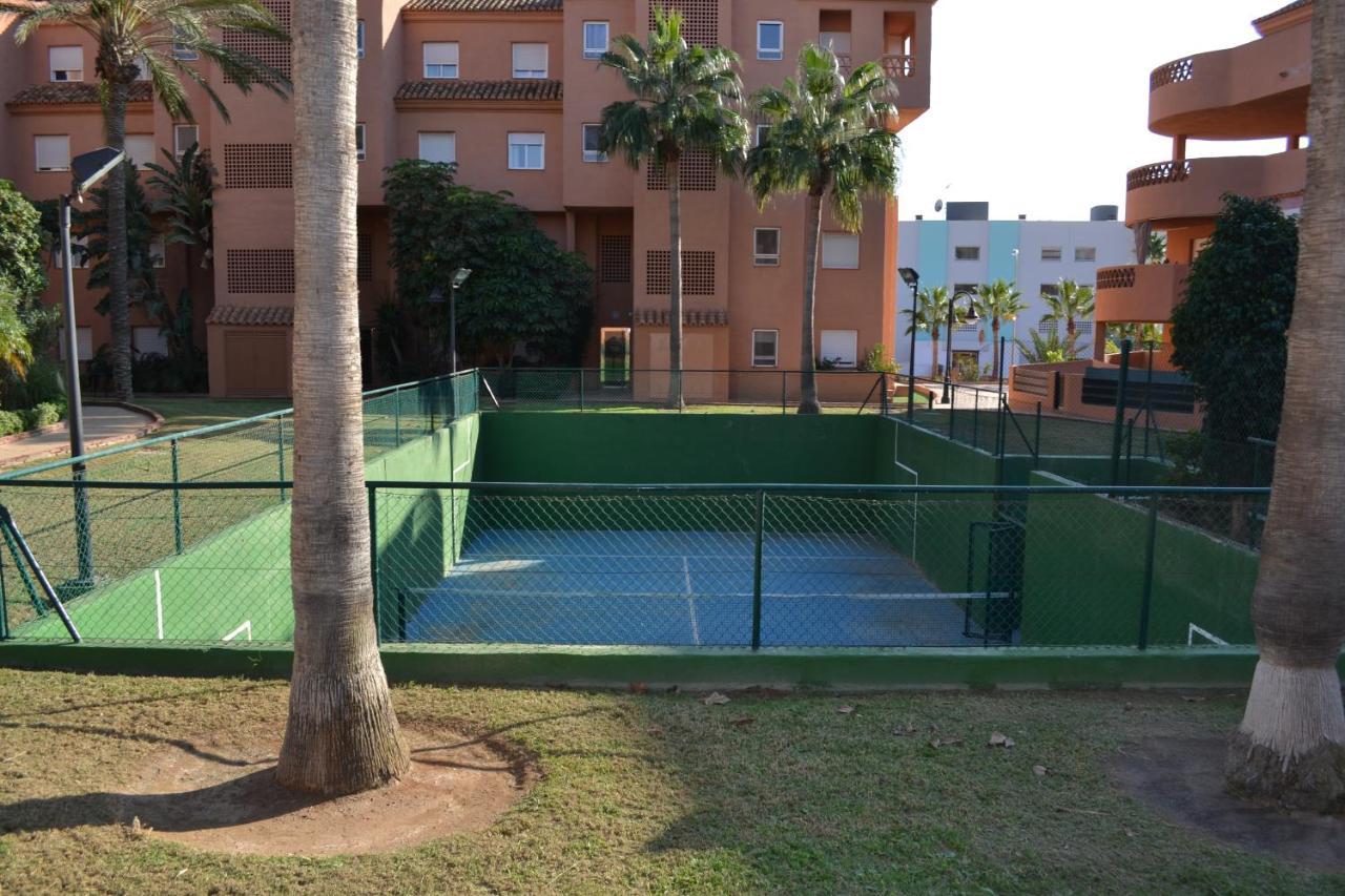 Apartementos Almerimar Golf المظهر الخارجي الصورة